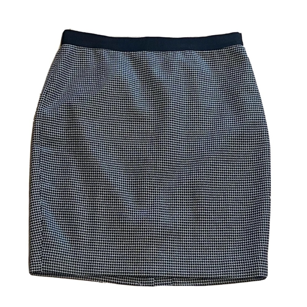 NEW Ann Taylor checkered mid rise knee length pencil skirt 10 petite black white